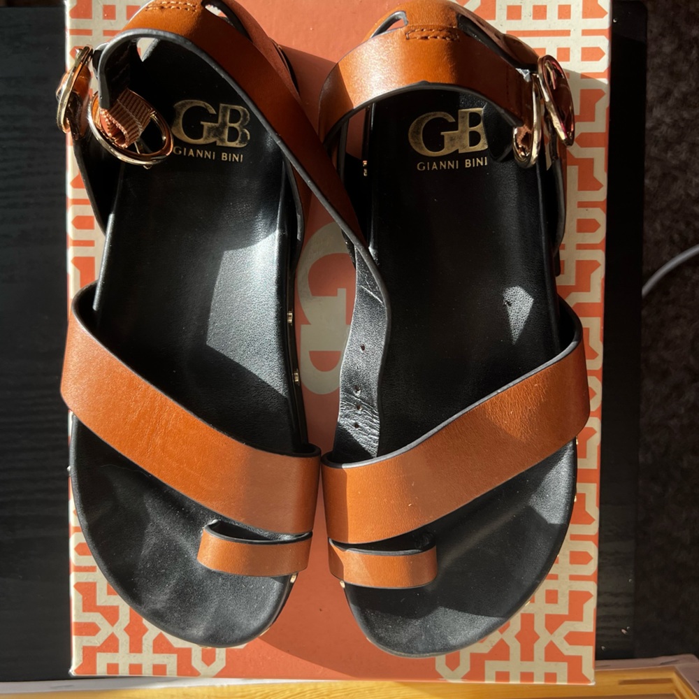Giani Bini cognac sandal with gold embellishments